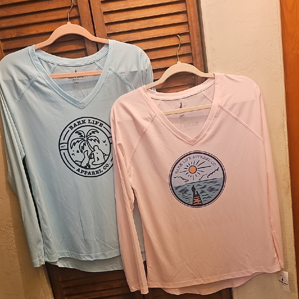 Graphic Long Sleeve Tees in Blue and Pink